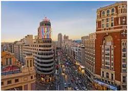 Otra imagen de la Gran Va de Madrid, uno de mis preferidos santuarios